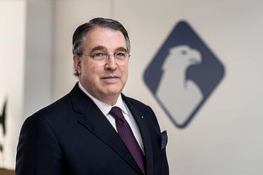 Dr. Stefan Knoll (CEO)