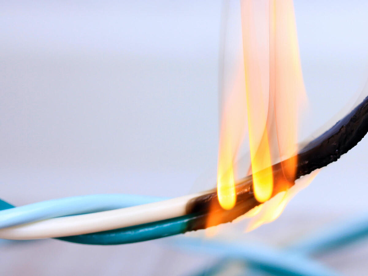 Überspannungsschäden & Kurzschluss