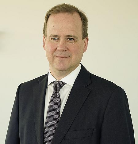 Karsten Pätzmann (CFO) Karsten Paetzmann